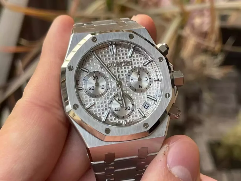 Đồng hồ Audemars Piguet Rep 11 Royal Oak 26240ST mặt trắng máy mỏng new 2025 41mm (4)