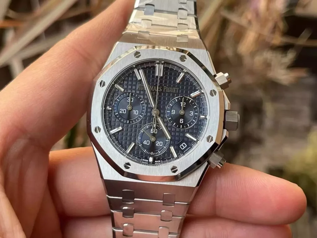 Đồng hồ Audemars Piguet Royal Oak 26240ST mặt xanh blue máy mỏng new 2025 41mm (2)
