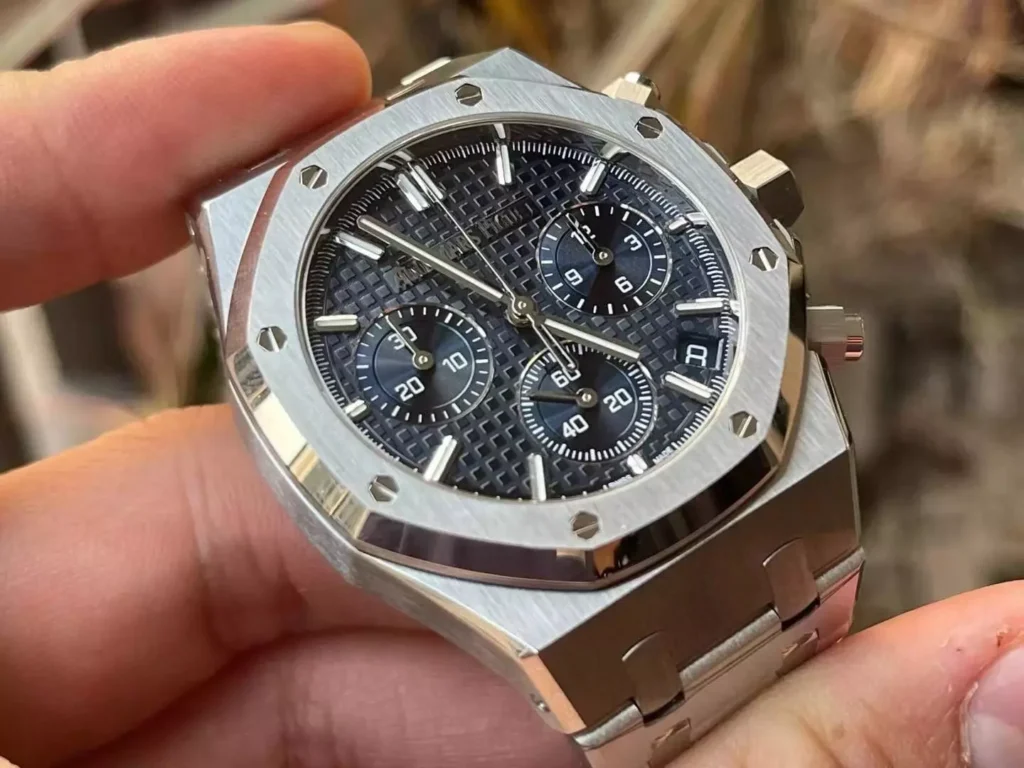 Đồng hồ Audemars Piguet Royal Oak 26240ST mặt xanh blue máy mỏng new 2025 41mm (2)