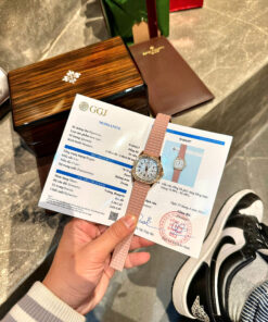 Đồng hồ Patek Philippe Aquanaut 5072R bọc vàng đính kim cương Moissanite 35 (7)