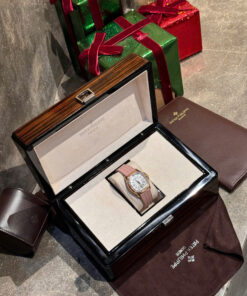 Đồng hồ Patek Philippe Aquanaut 5072R bọc vàng đính kim cương Moissanite 35 (7)