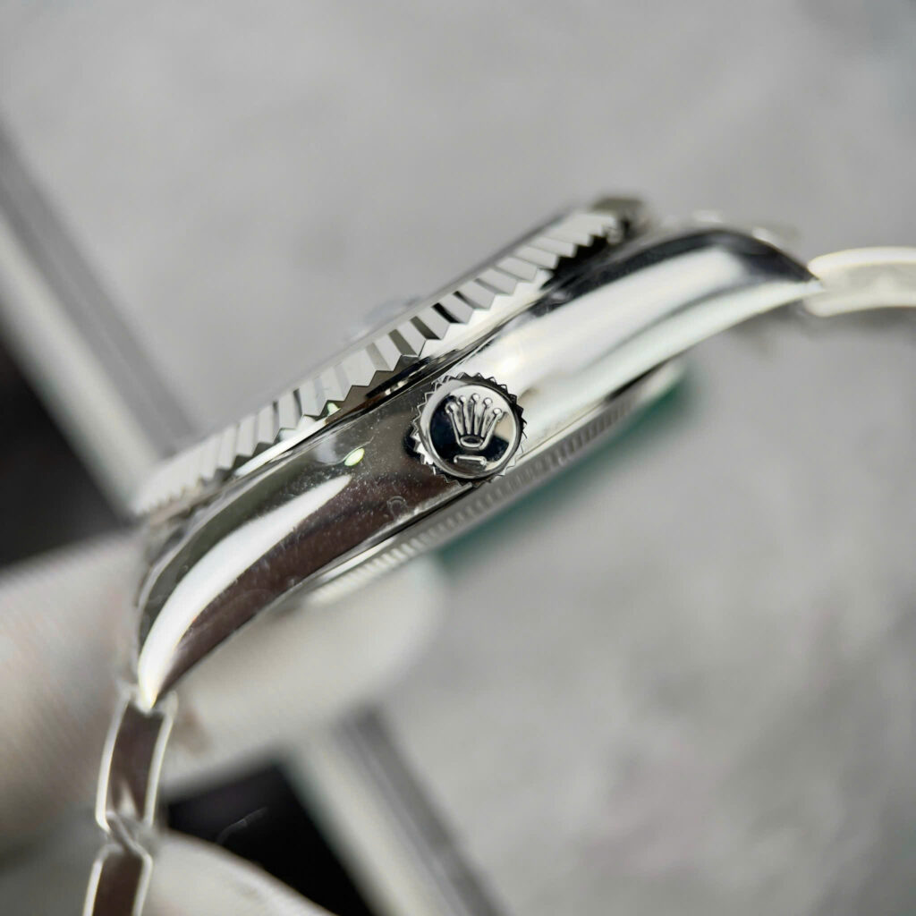 Đồng hồ Rolex Rep 11 Sky-Dweller 326934 mặt xanh dương dây kim loại 42mm (2)