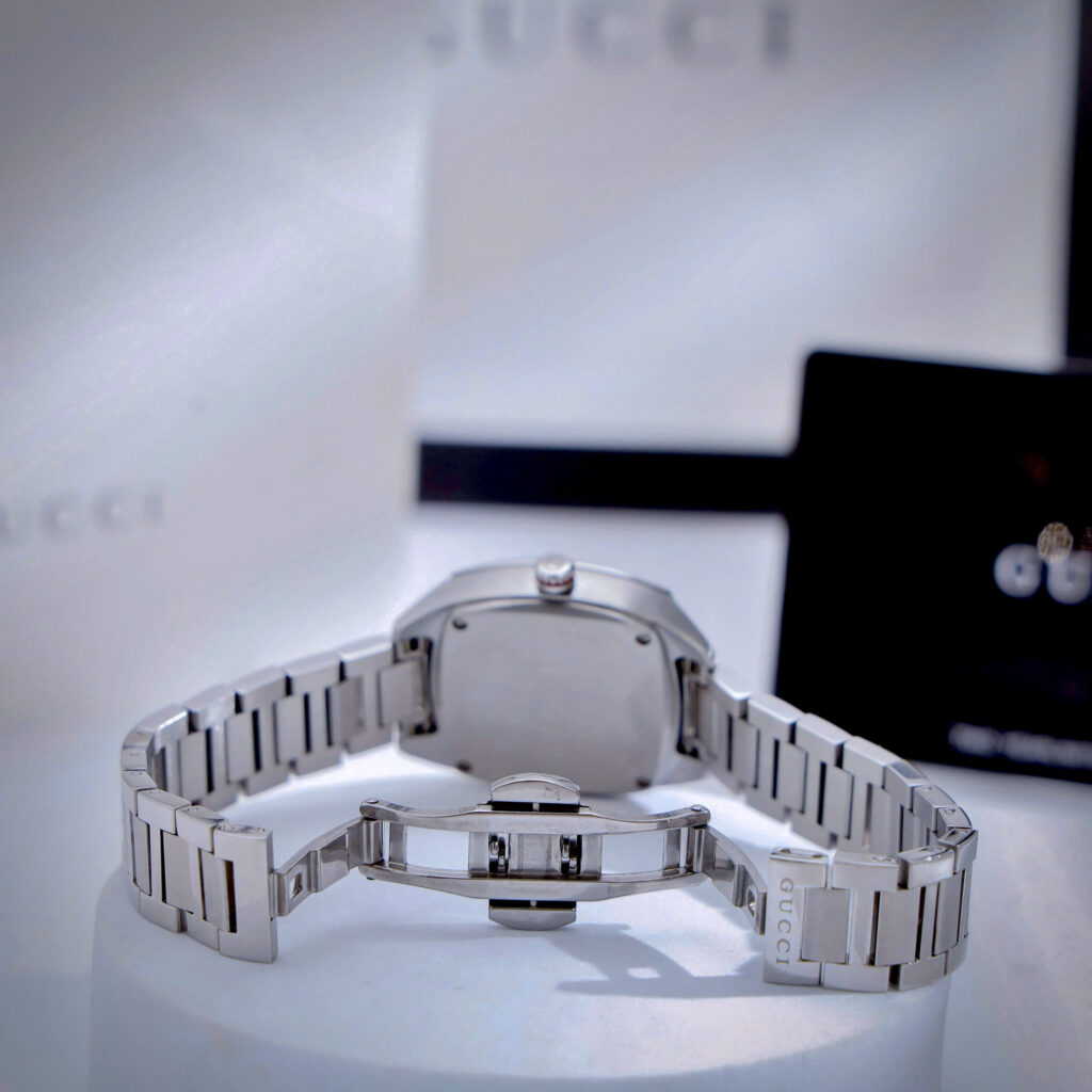 Đồng hồ Gucci Interlocking mặt xanh green dây kim loại like auth 29mm