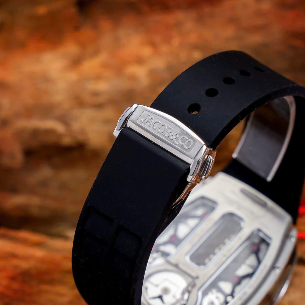 Đồng hồ Jacob & Co Bugatti dây cao su đen fake cao cấp 52mm x 44mm