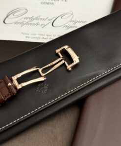 Đồng hồ Patek Philippe Nautilus 5712 Rep 11 mặt nâu dây da nhà máy GR 40mm (2)