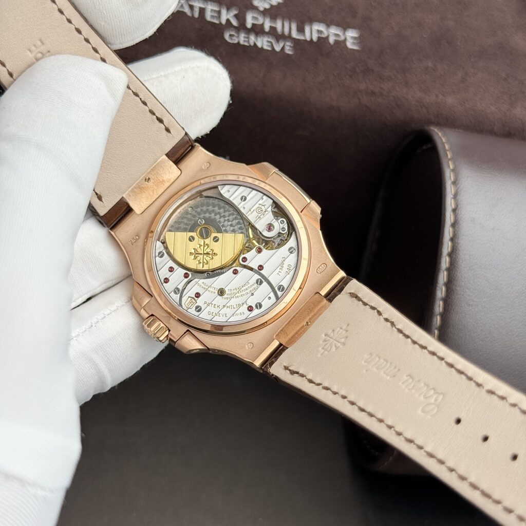 Đồng hồ Patek Philippe Nautilus 5712 Rep 11 mặt nâu dây da nhà máy GR 40mm (2)