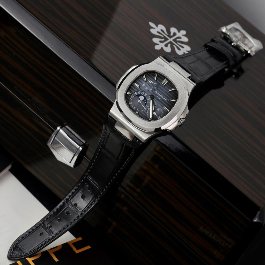 Đồng hồ Patek Philippe Nautilus 5712 Replica 11 mặt xanh blue dây da PPF 40mm (2)