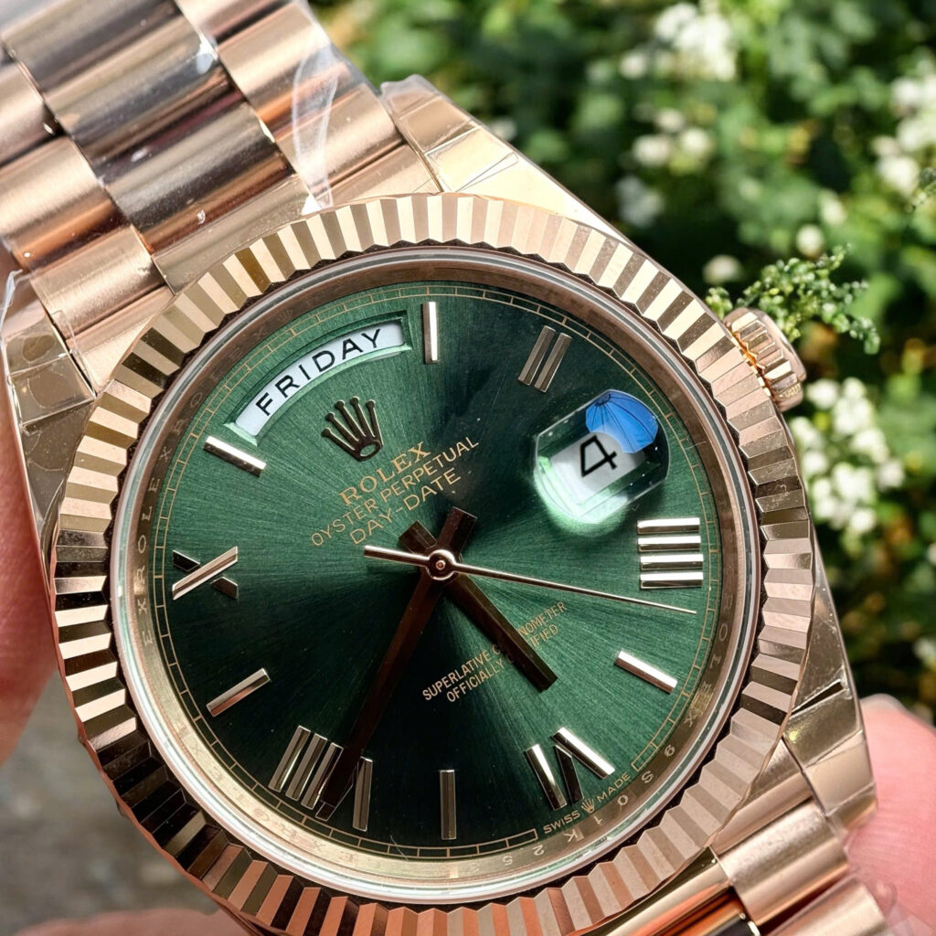 Đồng hồ Rolex Day-Date Fake 1 1 mặt xanh lá cây dây đeo President 40mm (2)