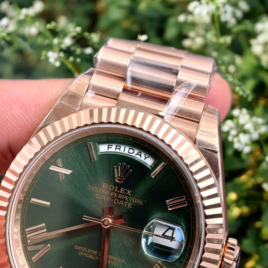 Đồng hồ Rolex Day-Date Fake 1 1 mặt xanh lá cây dây đeo President 40mm (2)