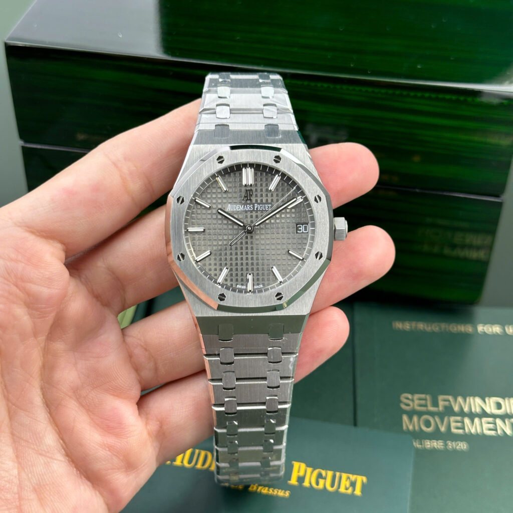 Đồng hồ Audemars Piguet Chế Tác Royal Oak 15500ST mặt xám dây kim loại APS 41mm (2)