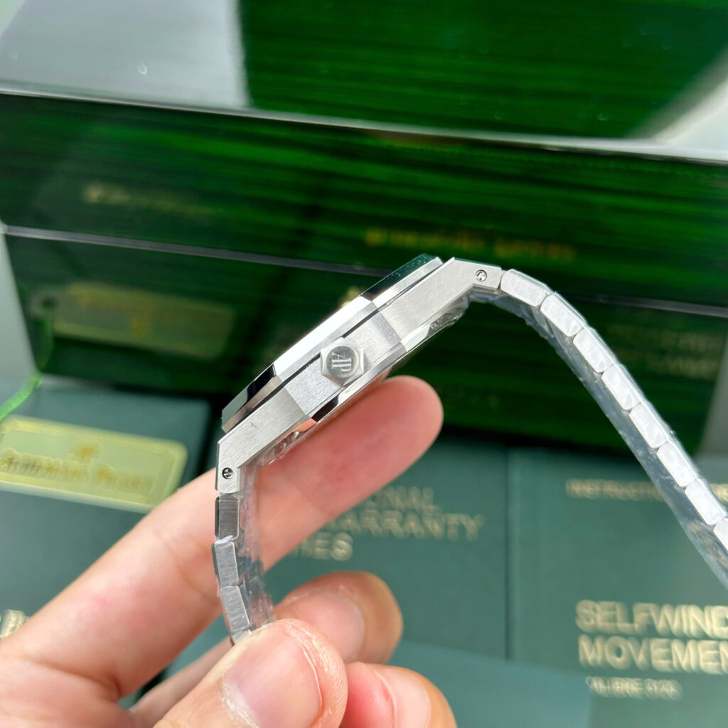 Đồng hồ Audemars Piguet Chế Tác Royal Oak 15500ST mặt xám dây kim loại APS 41mm (2)