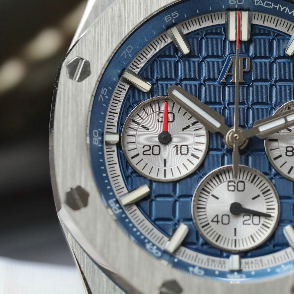 Đồng hồ Audemars Piguet Rep Cao Cấp Royal Oak Offshore 26420TI màu xanh dương 43mm (2)