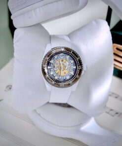 Đồng hồ Gucci Dive Rubber unisex dây cao su trắng like auth 40mm