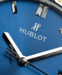 Đồng hồ Hublot Classic Fusion Rep 11 đính đá ruby 7 màu mặt xanh blue xưởng JJF 42mm (2)