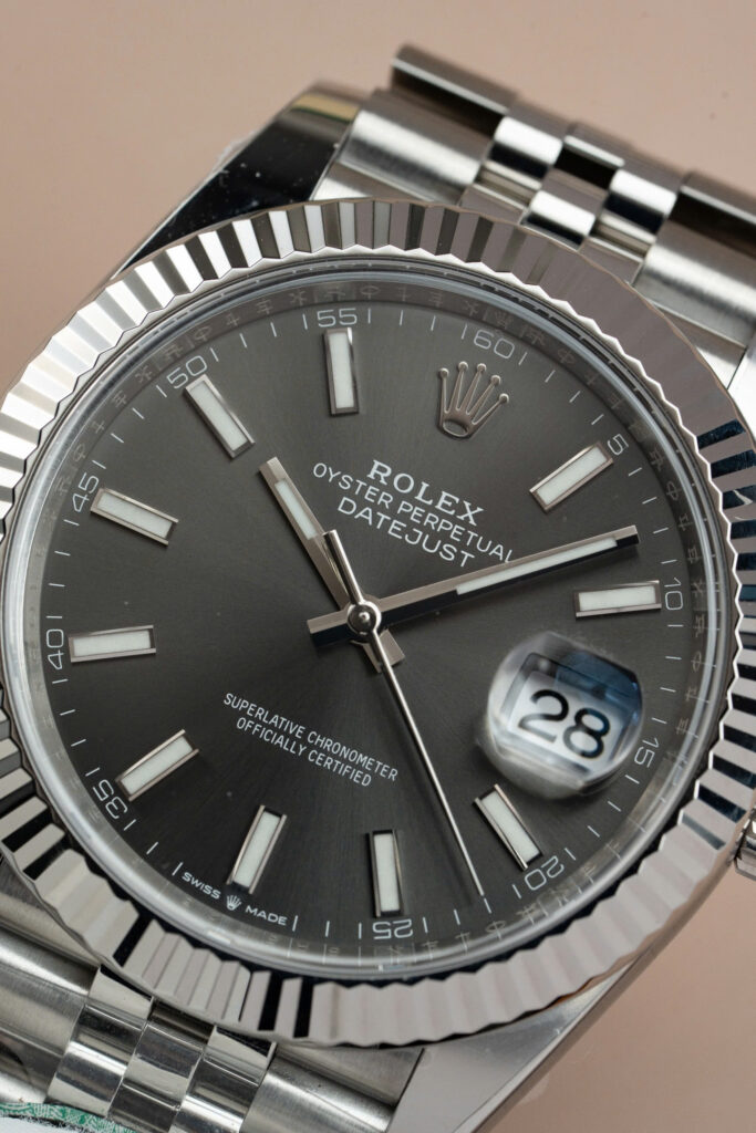 Đồng hồ Rolex DateJust Chế Tác nam mặt xám cọc số dạ quang Clean 41mm (2)
