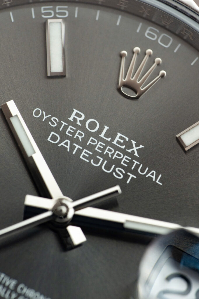 Đồng hồ Rolex DateJust Chế Tác nam mặt xám cọc số dạ quang Clean 41mm (2)