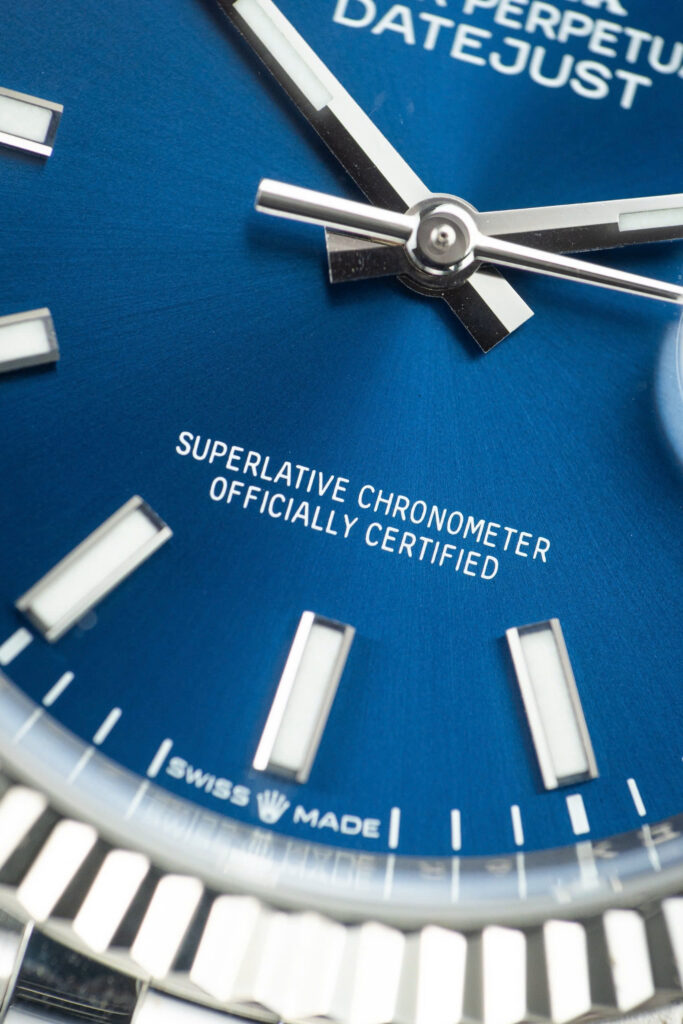 Đồng hồ Rolex DateJust Replica 11 nam mặt xanh blue cọc số dạ quang Clean 41mm (16)