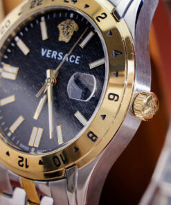 Đồng hồ Versace Greca Time GMT demi vàng mặt đen fake cao cấp 41mm