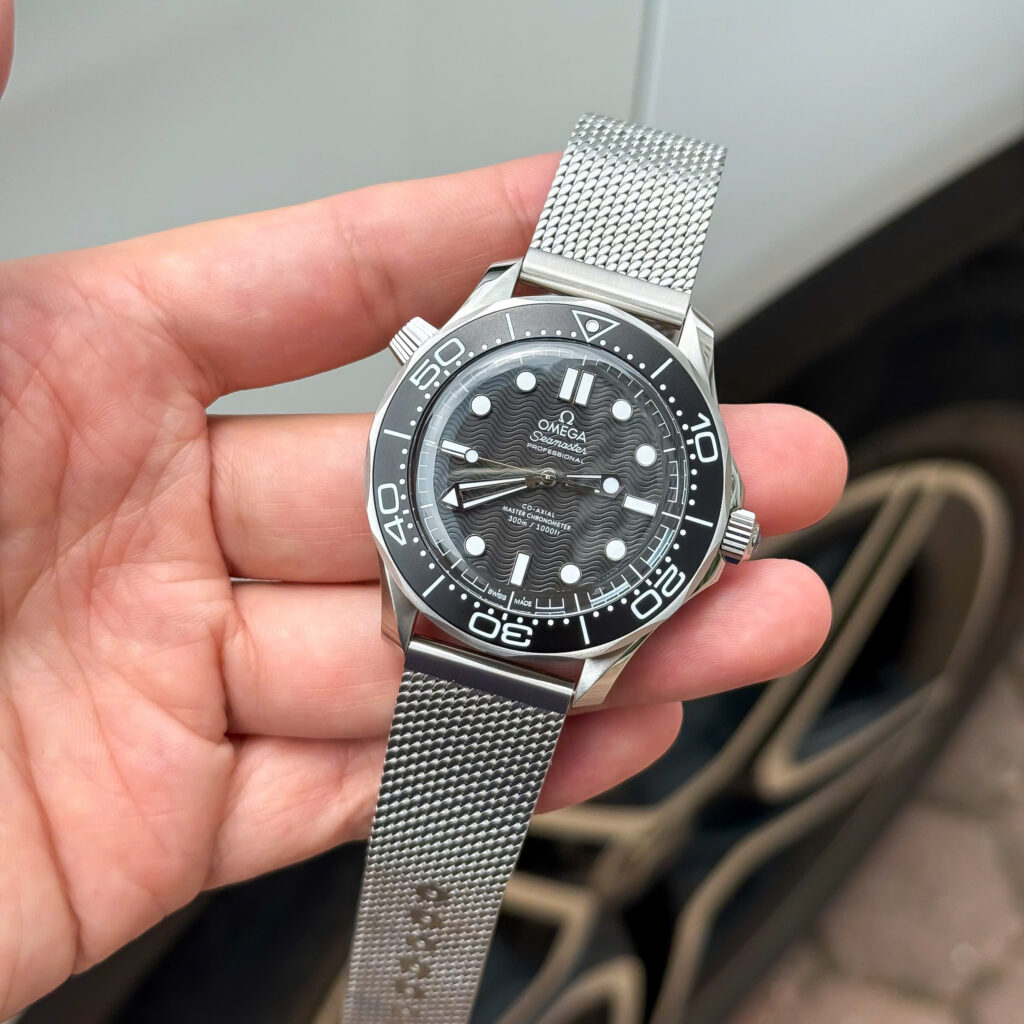 Đồng hồ Omega Seamaster Diver 300M Co-Axial Master Chronometer Replica 11 xưởng VS 42mm (2)