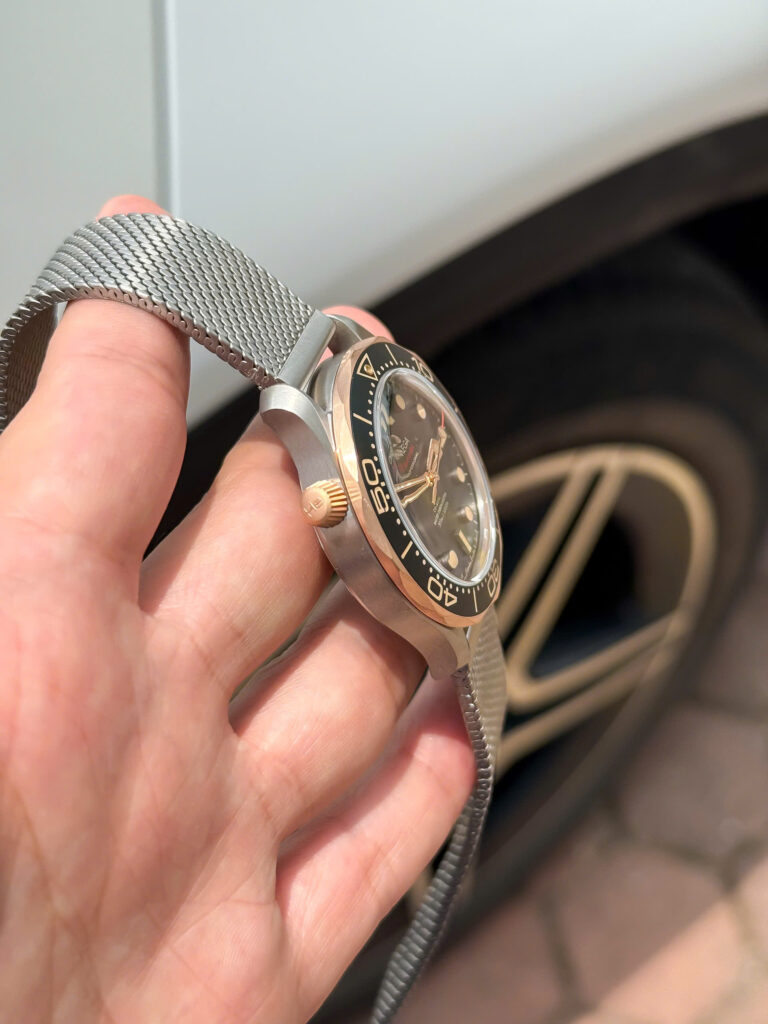 Đồng hồ Omega Seamaster Driver 300 Replica 11 mặt xanh green full set VSF 42mm (2)