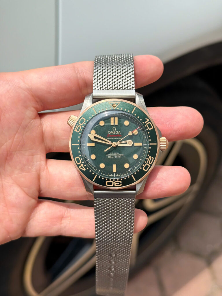 Đồng hồ Omega Seamaster Driver 300 Replica 11 mặt xanh green full set VSF 42mm (2)