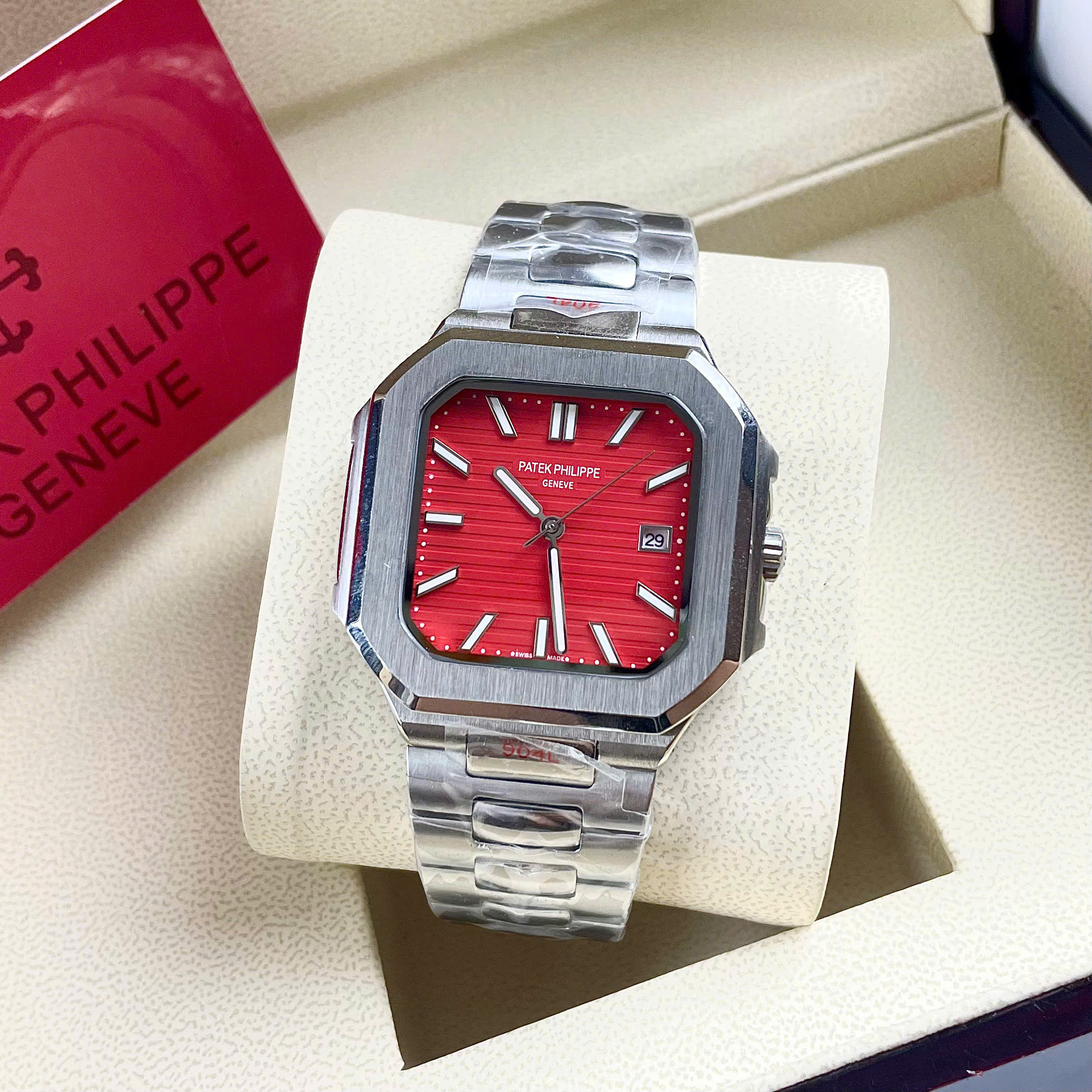 Đồng hồ Patek Philippe 58211A Cubitus mặt đỏ máy cơ nhật giá rẻ fake cao cấp 43mm (7) Đồng hồ Patek Philippe 5821/1A Cubitus mặt đỏ máy cơ nhật giá rẻ fake cao cấp 43mm