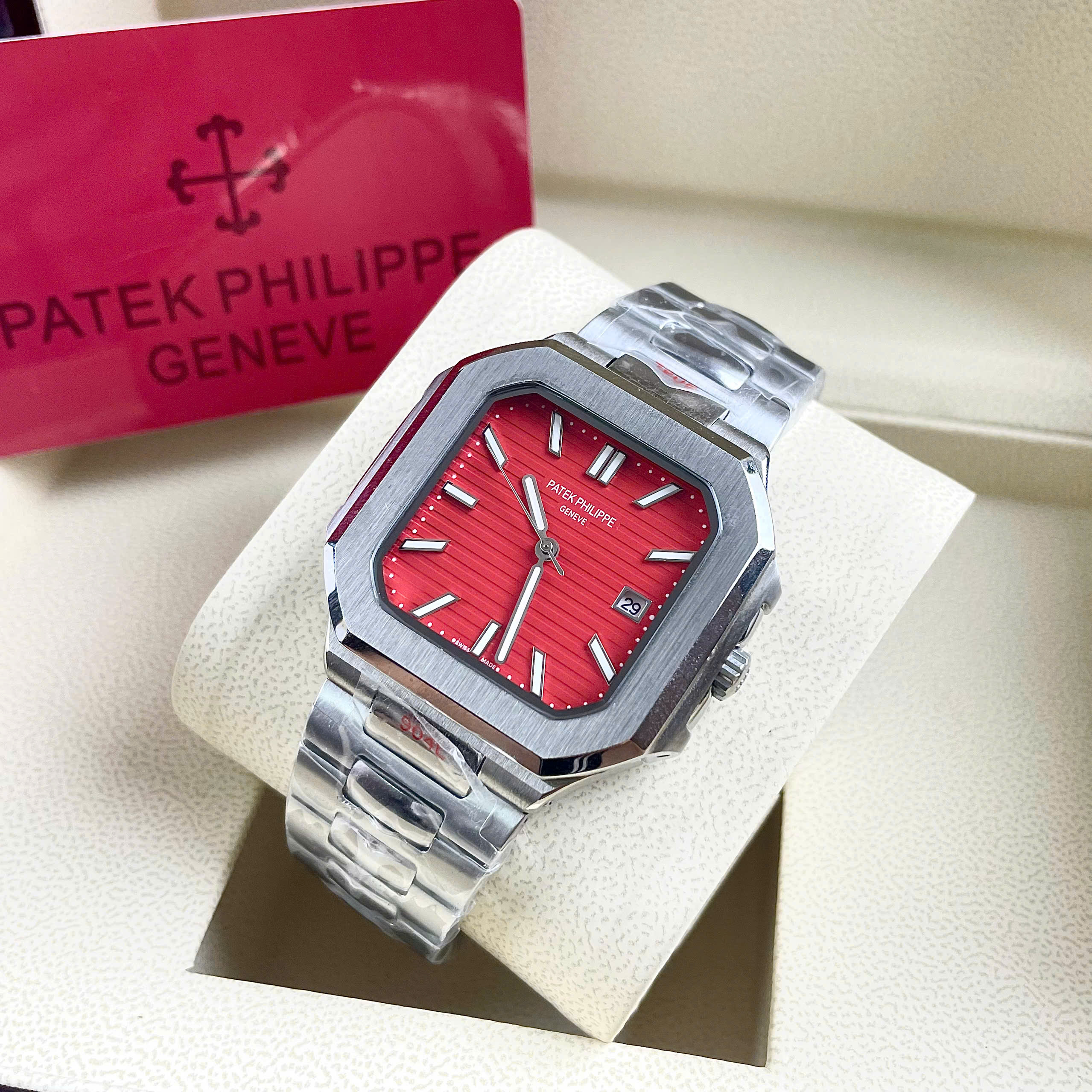 Đồng hồ Patek Philippe 58211A Cubitus mặt đỏ máy cơ nhật giá rẻ fake cao cấp 43mm (8) Đồng hồ Patek Philippe 5821/1A Cubitus mặt đỏ máy cơ nhật giá rẻ fake cao cấp 43mm