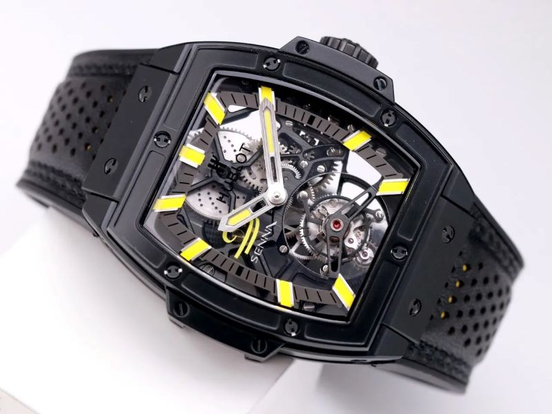 Mua đồng hồ ở đâu uy tín