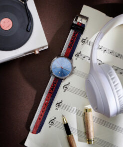 Đồng hồ Gucci G Timeless Nylon dây vải nato máy pin nhật like auth 42mm