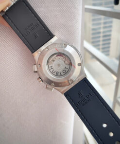 Đồng hồ Hublot Classic nam 5 kim máy cơ nhật giá rẻ fake cao cấp 42mm