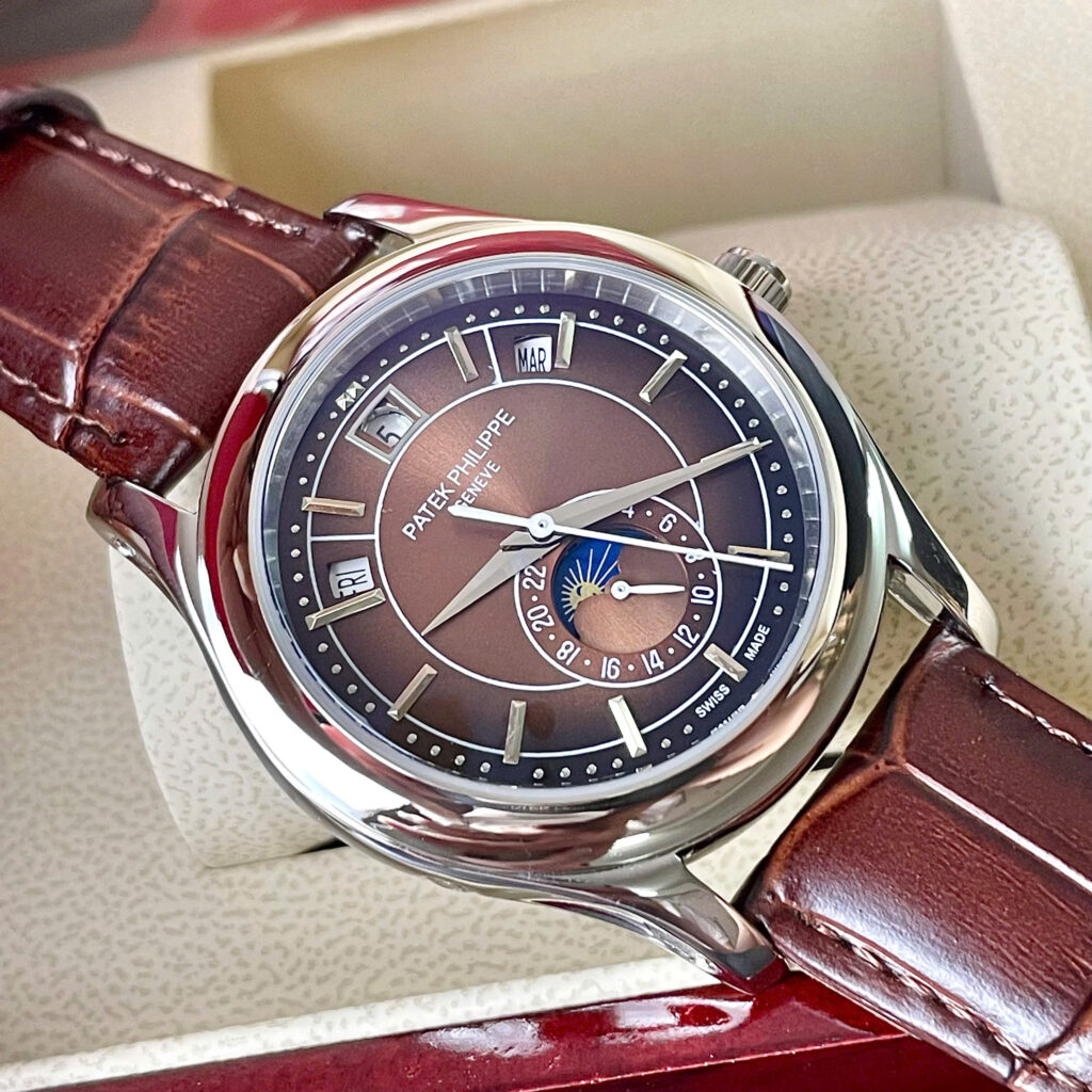 Đồng hồ Patek Philippe 5205R dây da mặt nâu chocolate fake cao cấp 40mm