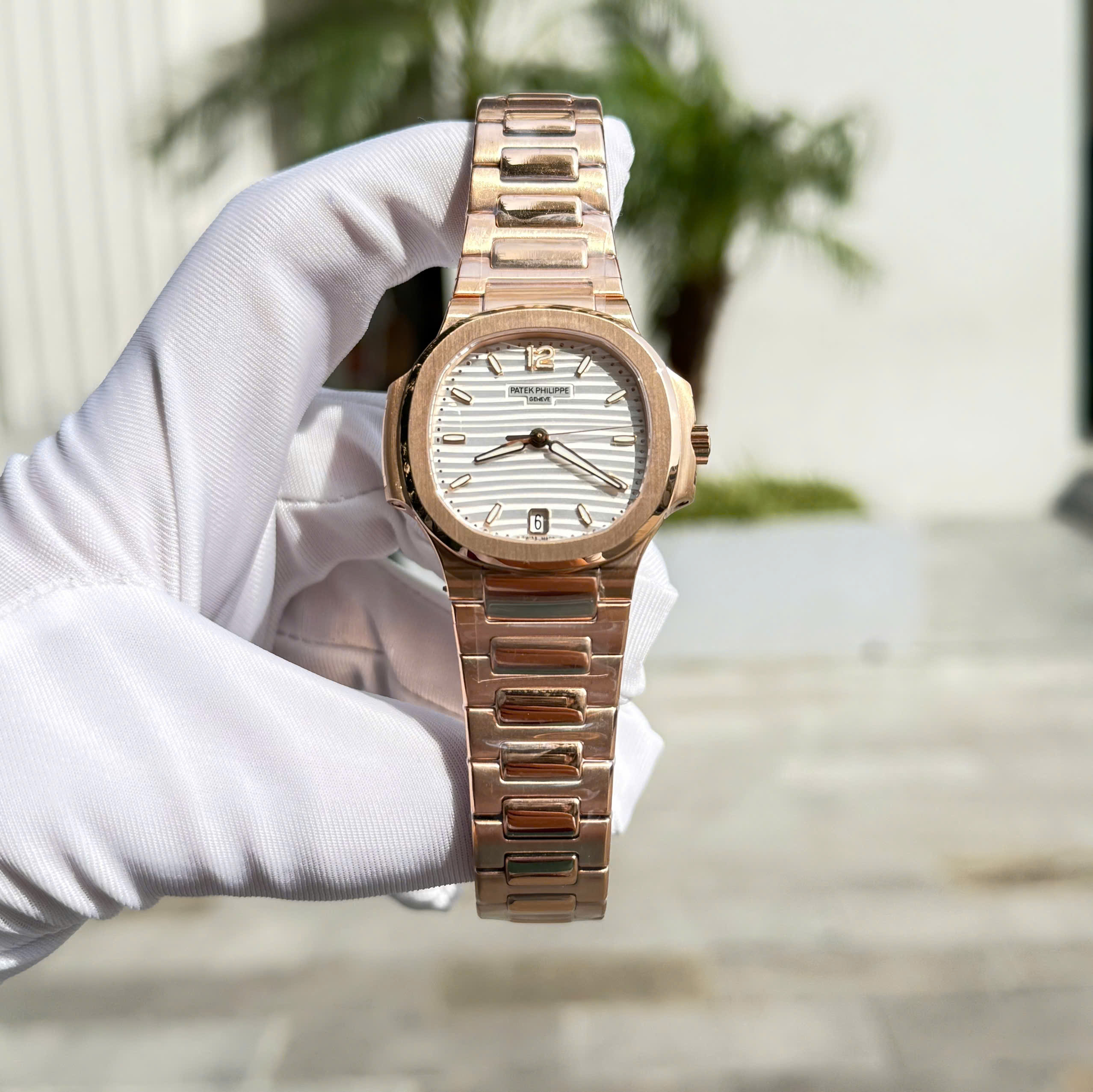 Đồng Hồ Patek Philippe Fake cao cấp Nautilus 7118 mặt số trắng nhà máy GR (1) Đồng Hồ Patek Philippe Fake cao cấp Nautilus 7118 mặt số trắng nhà máy GR (1)