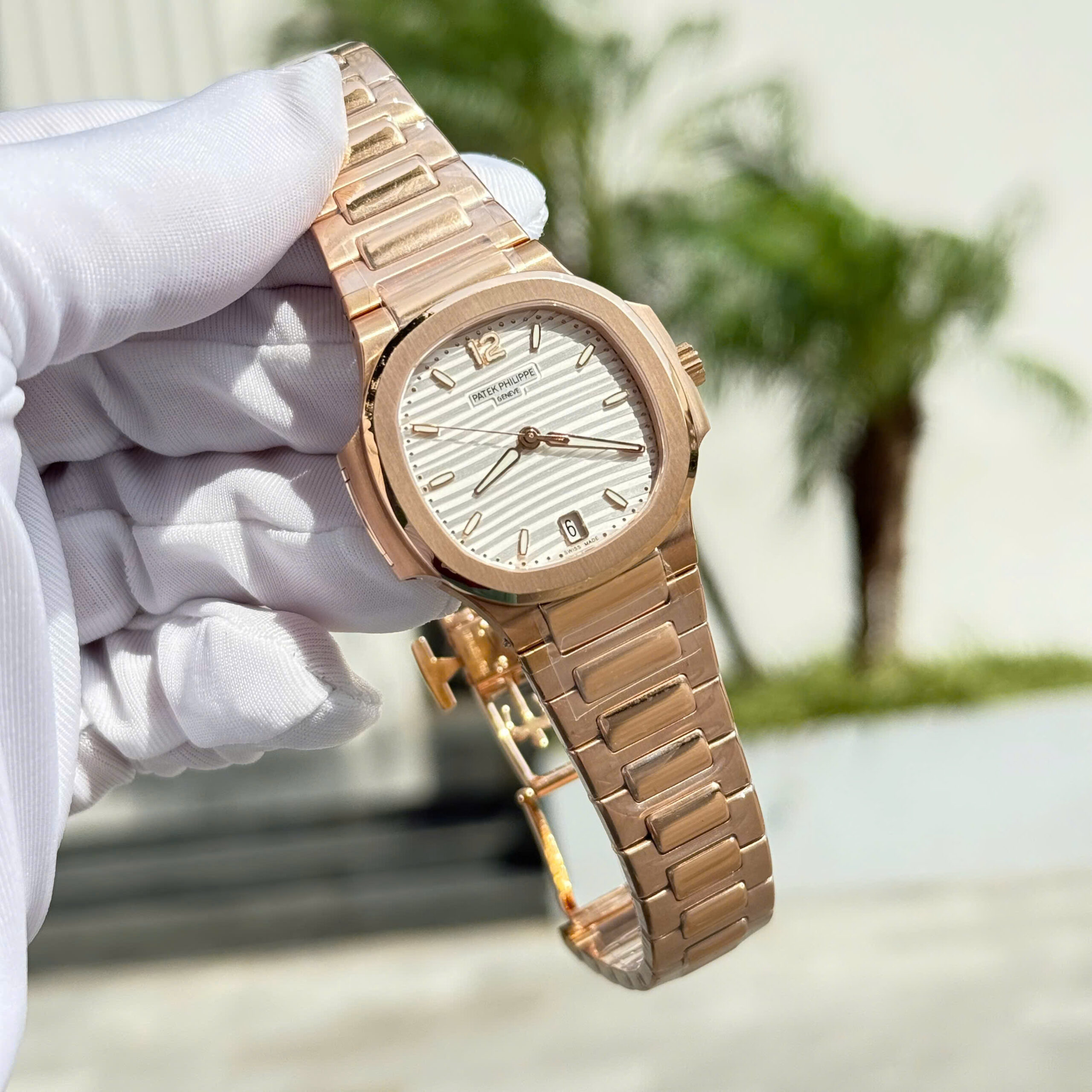 Đồng Hồ Patek Philippe Fake cao cấp Nautilus 7118 mặt số trắng nhà máy GR (3)