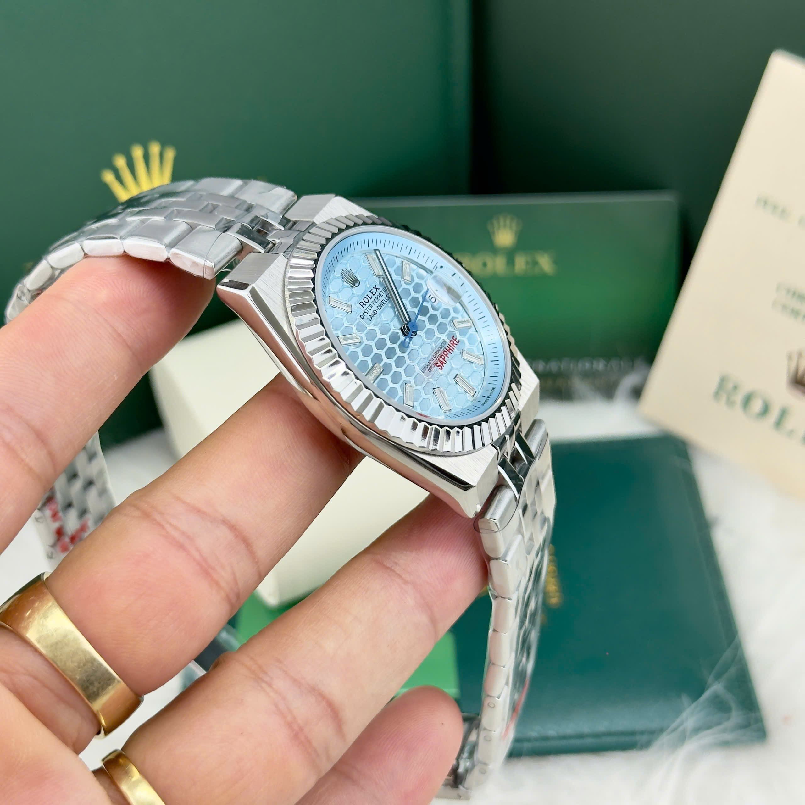 Đồng hồ Rolex Land – Dweller nam xanh blue máy cơ nhật giá rẻ fake cao cấp 41mm (1) Đồng hồ Rolex Land – Dweller nam xanh blue máy cơ nhật giá rẻ fake cao cấp 41mm