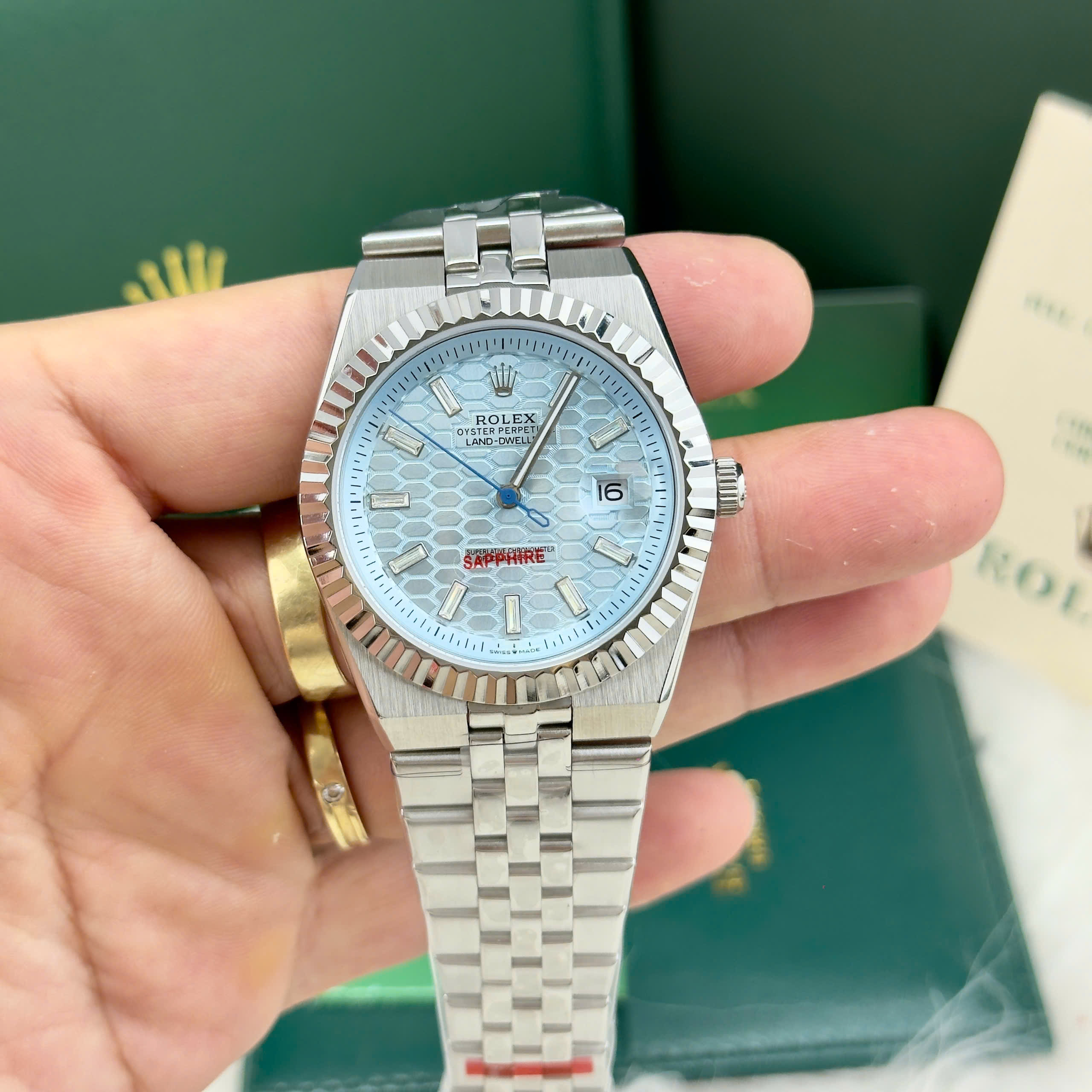 Đồng hồ Rolex Land – Dweller nam xanh blue máy cơ nhật giá rẻ fake cao cấp 41mm (5) Đồng hồ Rolex Land – Dweller nam xanh blue máy cơ nhật giá rẻ fake cao cấp 41mm