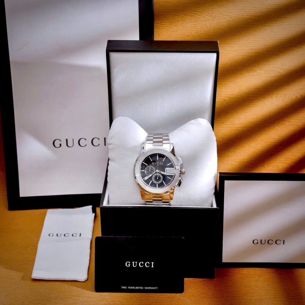 Đồng Hồ Gucci Chronograph Like Auth Dây Kim Loại Mặt Số Đen Máy Pin Nam 44mm (8)