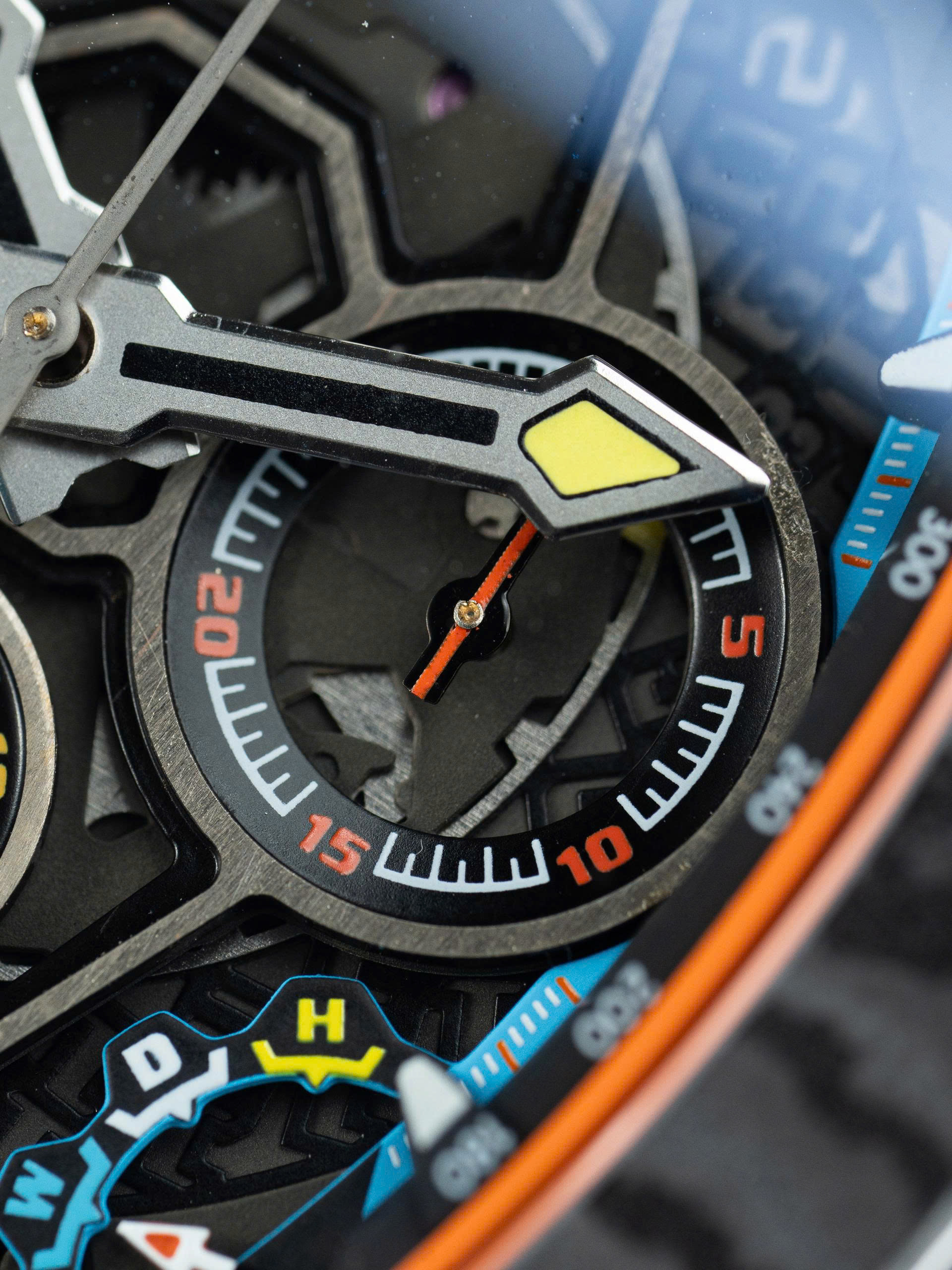 Đồng Hồ Richard Mille Chế Tác RM65-01 McLaren W1 Split-Seconds Chronograph Màu Đen 44mm (12) Đồng Hồ Richard Mille Chế Tác RM65-01 McLaren W1 Split-Seconds Chronograph Màu Đen 44mm (15)