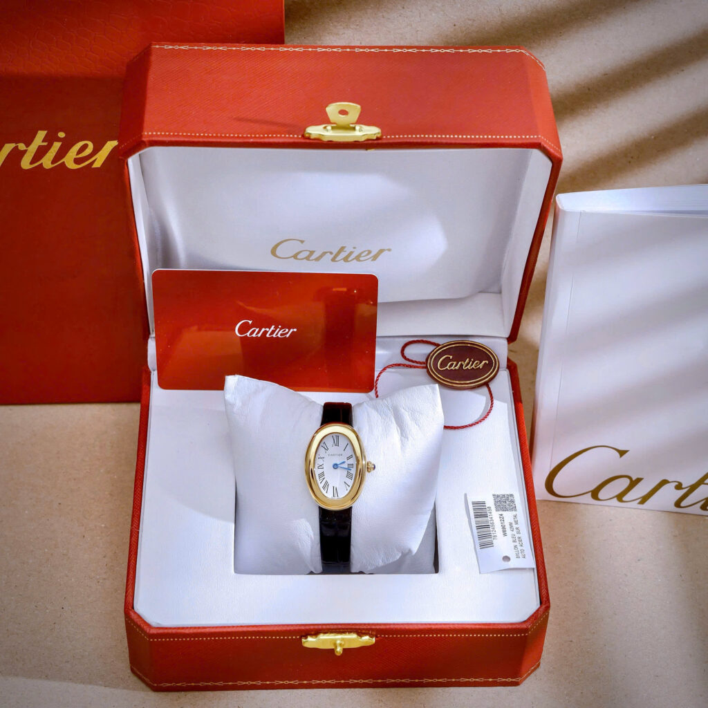  Đồng hồ Cartier Baignoire nữ 1920 WGBA0022 dây da fake cao cấp 31x23mm