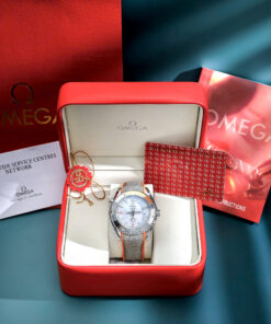 Đồng hồ Omega Seamaster Planet Ocean 600M nam dây dù cam fake cao cấp 42mm (1)