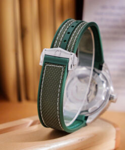 Đồng hồ Omega Seamaster nam Planet Ocean 600M dây dù xanh fake cao cấp 42mm
