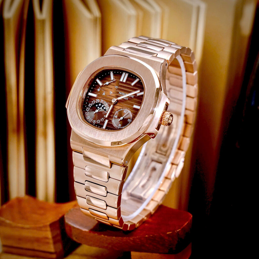 Đồng hồ Patek Philippe Fake cao cấp Nautilus 5712 mặt số chocolate máy cơ nhật 40mm