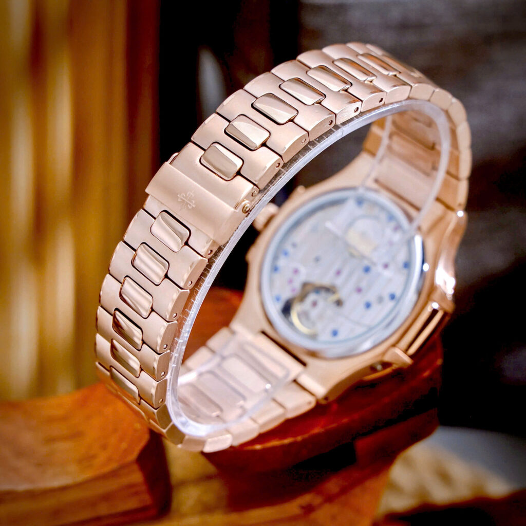 Đồng hồ Patek Philippe Fake cao cấp Nautilus 5712 mặt số chocolate máy cơ nhật 40mm