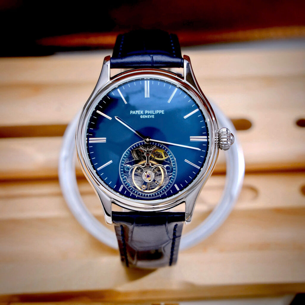 Đồng hồ Patek Philippe Genève nam xanh blue lộ cơ Tourbillon fake cao cấp 42mm