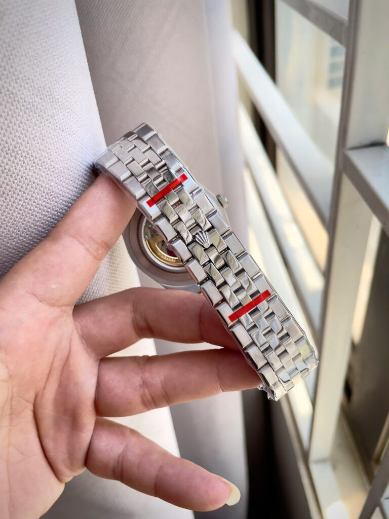 Đồng hồ Rolex fake 11 Land – Dweller nam cọc số dạ quang đính đá 41mm