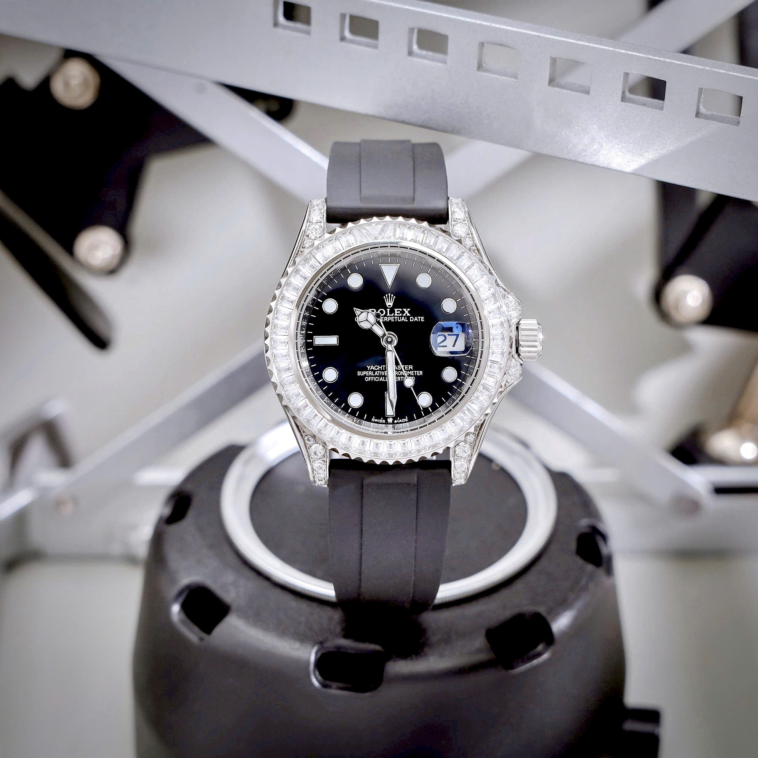 Đồng hồ Rolex nam Submariner đính full đá máy cơ nhật giá rẻ fake cao cấp 40mm (5) Đồng hồ Rolex nam Submariner đính full đá máy cơ nhật giá rẻ fake cao cấp 40mm