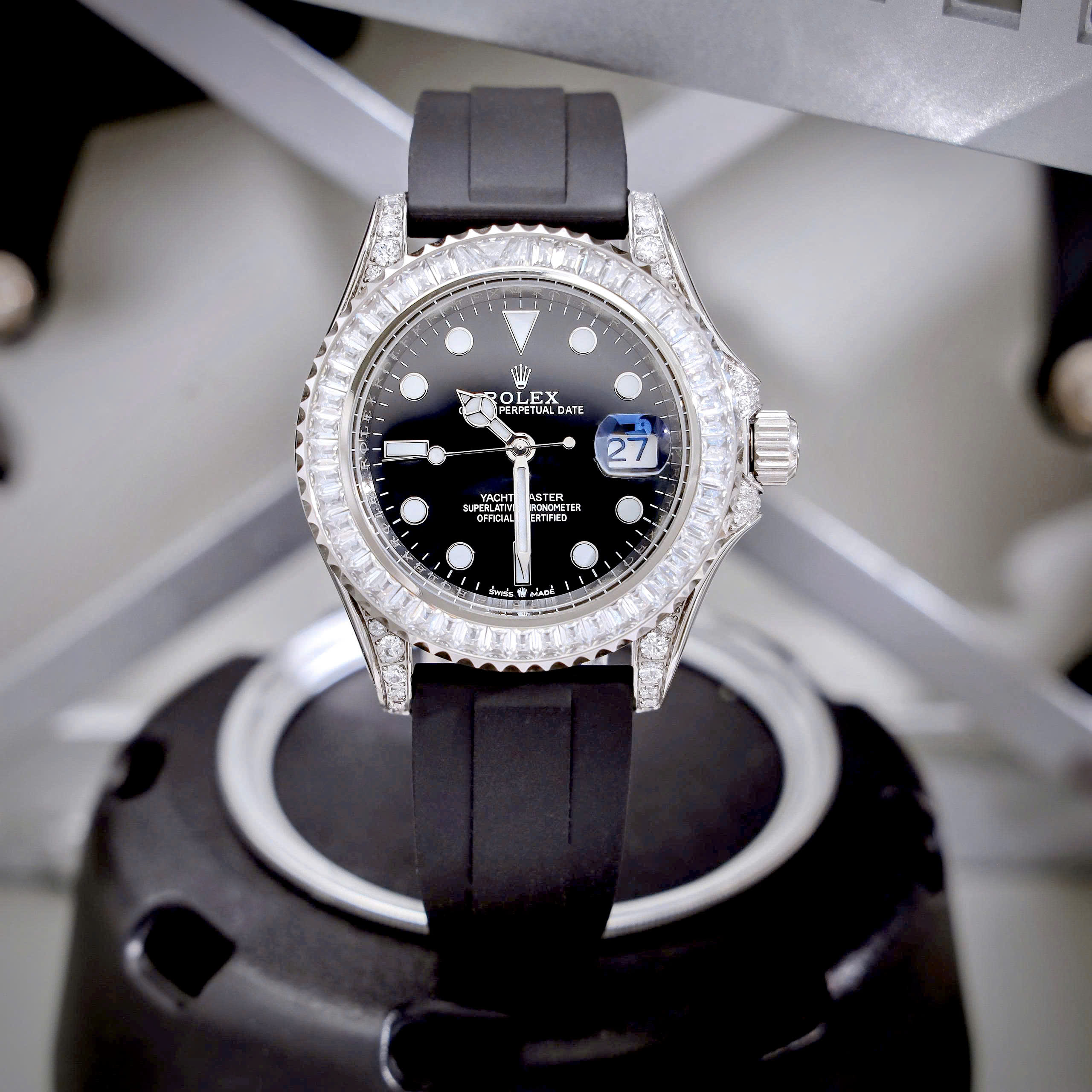 Đồng hồ Rolex nam Submariner đính full đá máy cơ nhật giá rẻ fake cao cấp 40mm (9) Đồng hồ Rolex nam Submariner đính full đá máy cơ nhật giá rẻ fake cao cấp 40mm