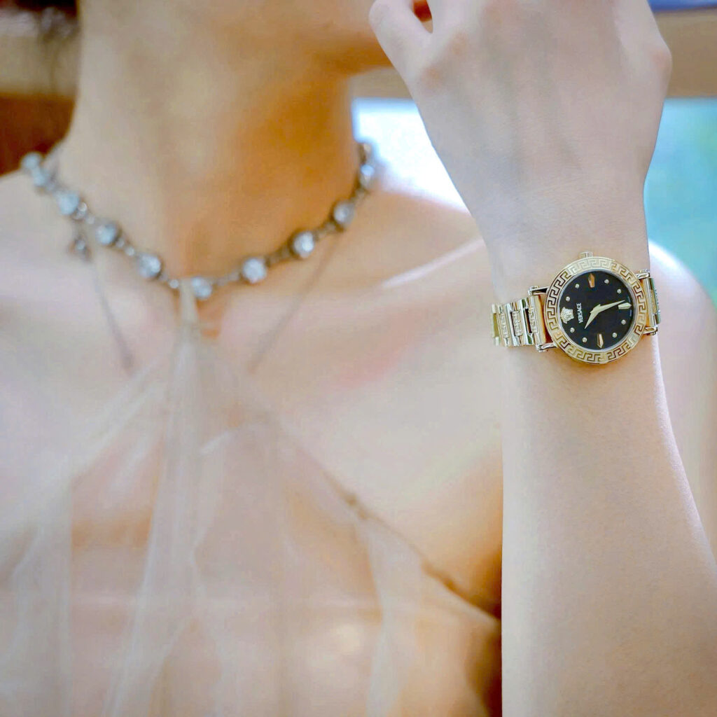 Đồng hồ nữ Versace Greca Lady vàng gold dây kim loại like auth 36mm