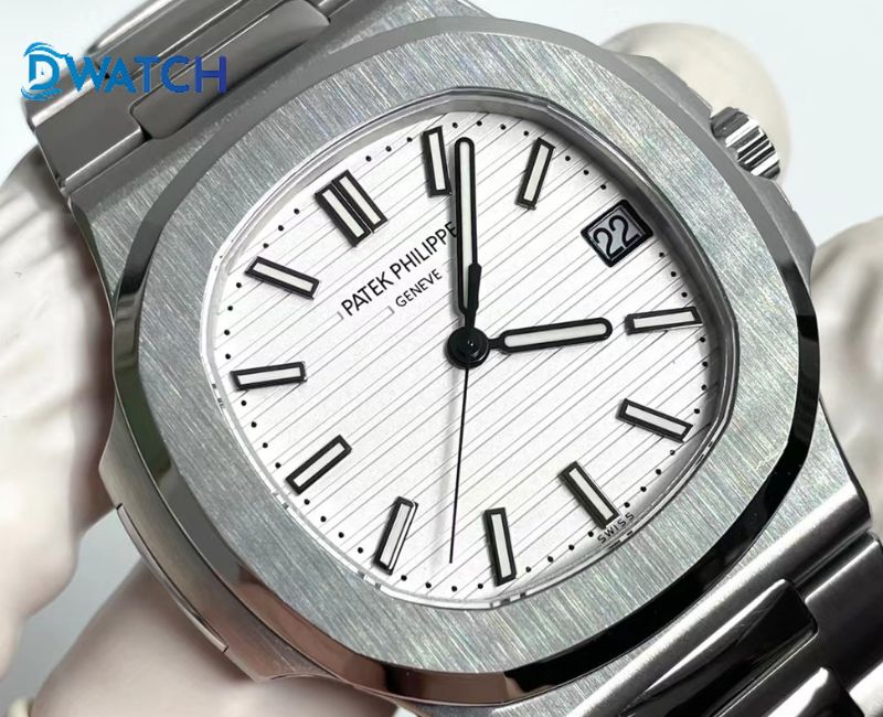 tứ trụ đồng hồ thế giới tứ trụ đồng hồ thế giới