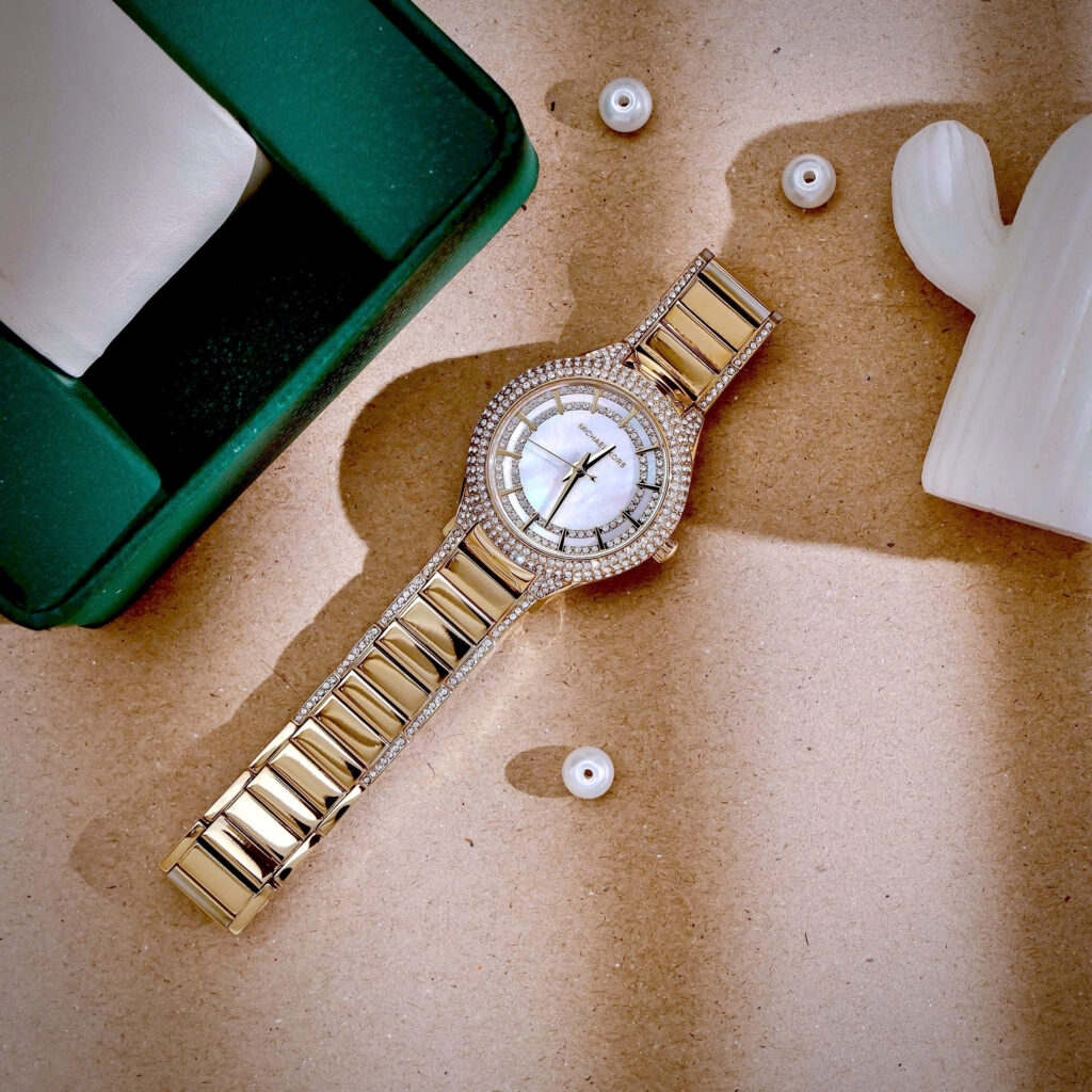 Đồng hồ Michael Kors Outlet Sylvia MK4655 đính đá like auth 33mm