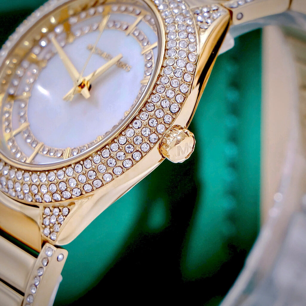 Đồng hồ Michael Kors Outlet Sylvia MK4655 đính đá like auth 33mm